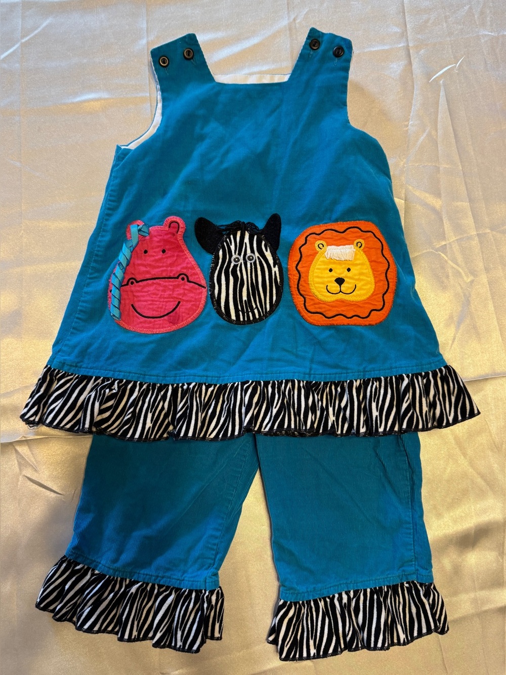 The Bailey Boys Girls Blue with Animals and  Zebra Trim Matching Set - Size: 18M